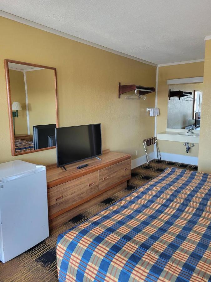 Smokies Inn - New Linens & Ultrafast Wifi - Friendliest Hospitality Guaranteed! Kodak Exteriér fotografie